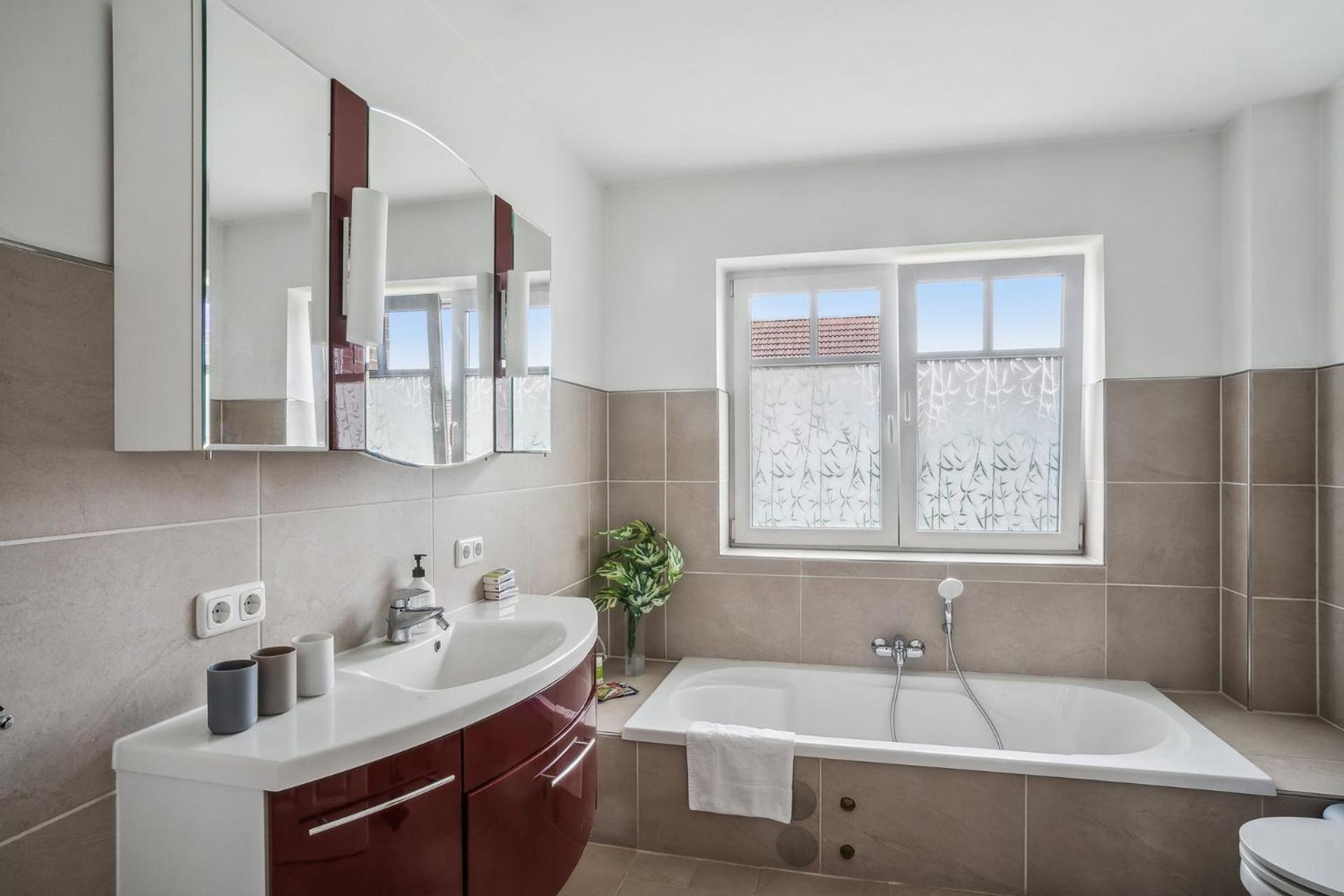 Oara Comfort Home, Ferienhaus 160Qm Mit Garten Reppenstedt Bagian luar foto